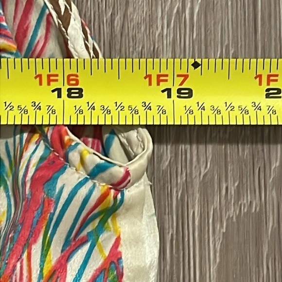 Cabi Women's 100% Silk Button Front Top XS Colorful Feather Print Sleeveless - Picture 12 of 16